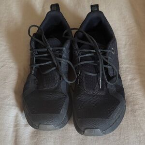 On Running kids  Black  Athletic Shoes